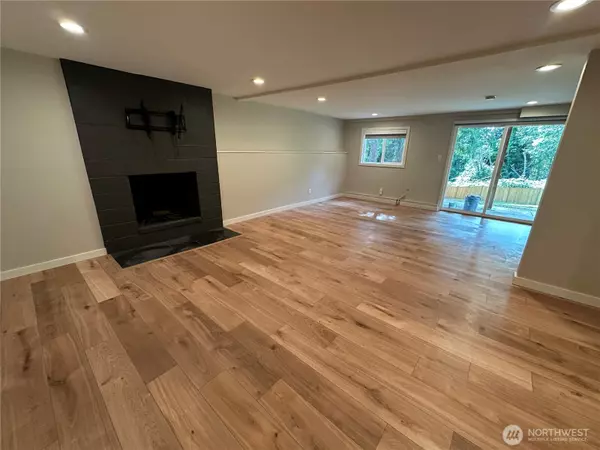 Renton, WA 98059,12625 169th AVE SE