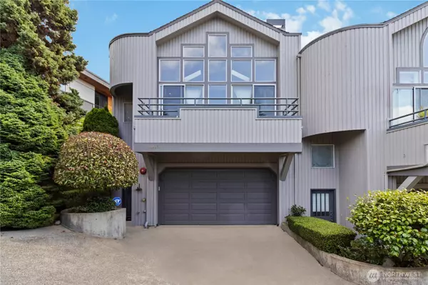 10135 NE 64th ST #A, Kirkland, WA 98033