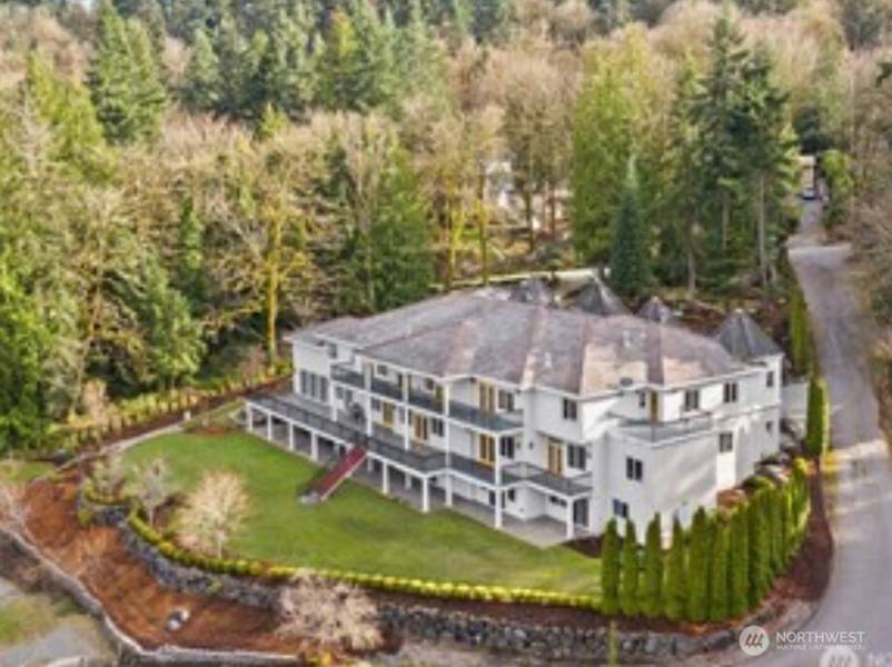 17316 SE 60th ST #B, Bellevue, WA 98006