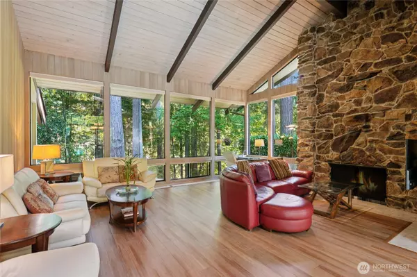 Bothell, WA 98012,19419 Grannis RD
