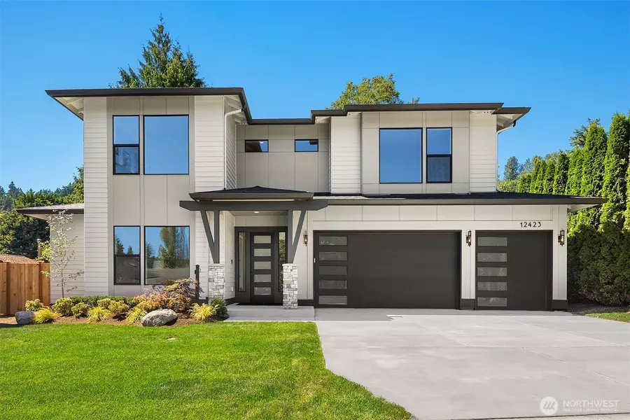 12423 94th AVE NE, Kirkland, WA 98034