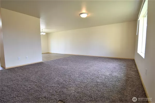 Rochester, WA 98579,19906 Tamarack DR SW