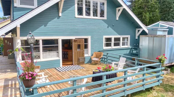 Point Roberts, WA 98281,1379 Gulf RD