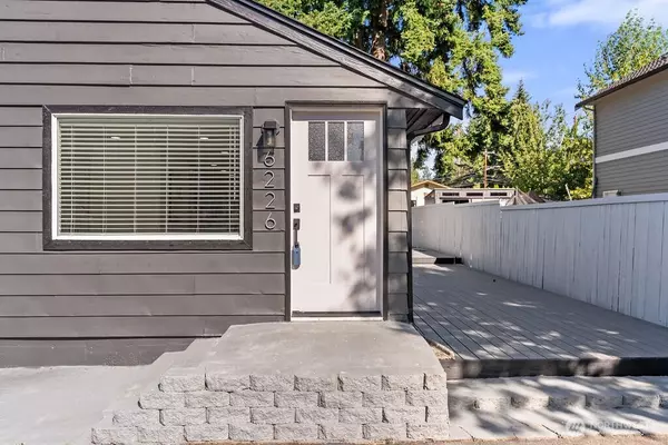Kenmore, WA 98028,6226 NE 198th ST