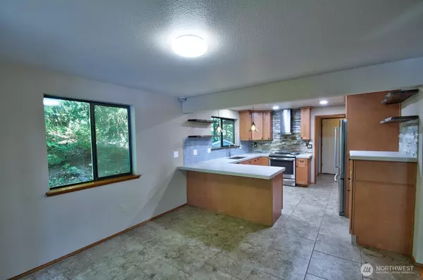 Olympia, WA 98512,8747 Laguna DR SW