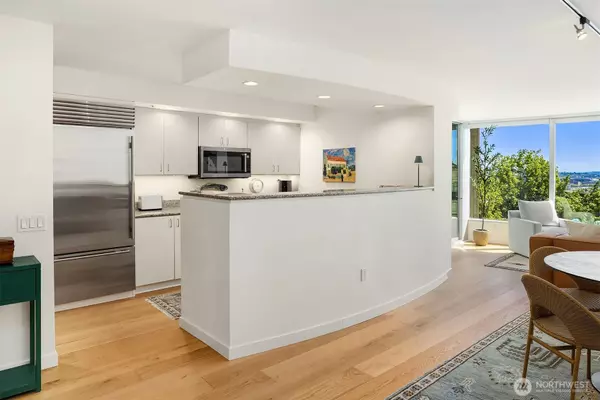 Seattle, WA 98121,2000 1st AVE #803