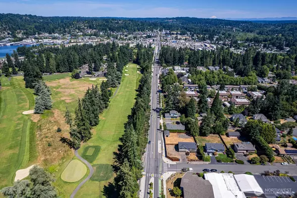 Kenmore, WA 98028,6808 NE 165th ST