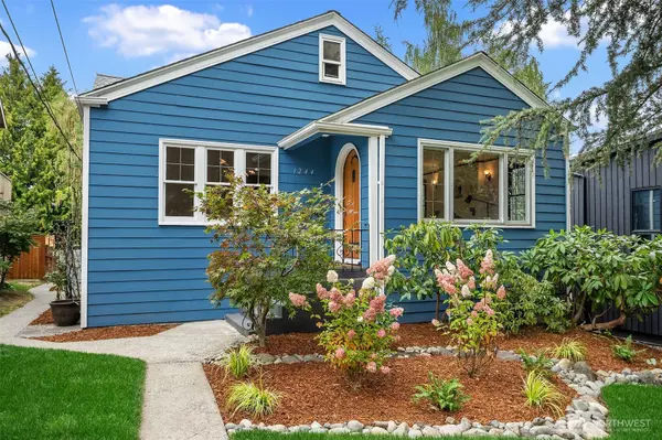 1244 NE 96th ST, Seattle, WA 98115