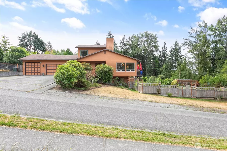 3104 E Maryland ST, Bellingham, WA 98226