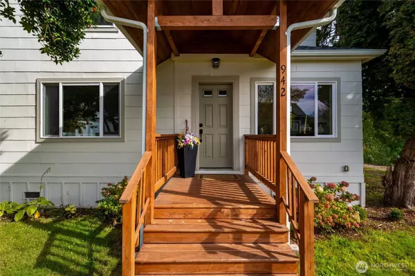 Blaine, WA 98230,942 3rd ST