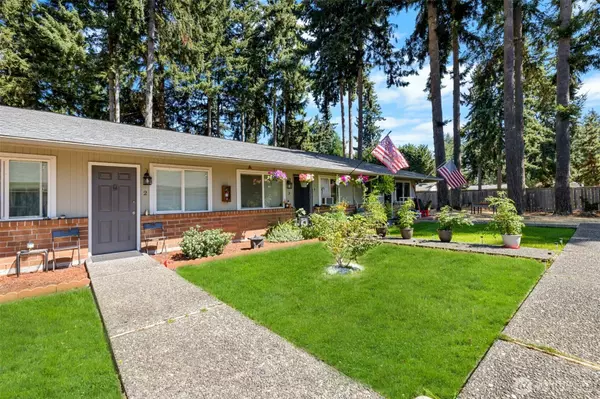 Puyallup, WA 98374,12311 to 12315 112th Avenue Ct E