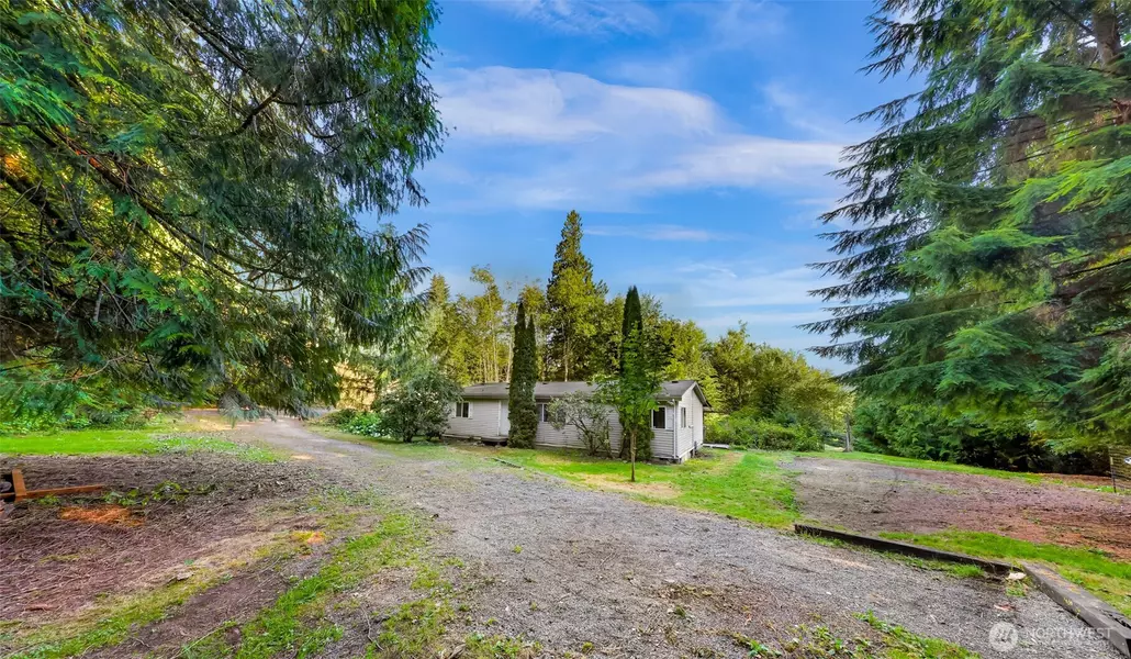 5888 Mt Baker HWY, Deming, WA 98244