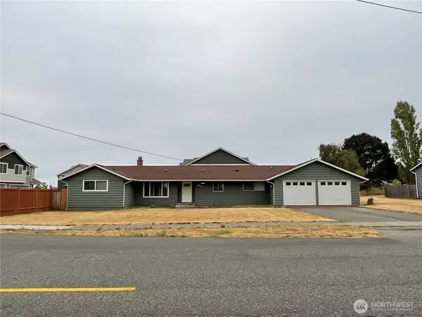 Oak Harbor, WA 98277,185 SW 3rd ST