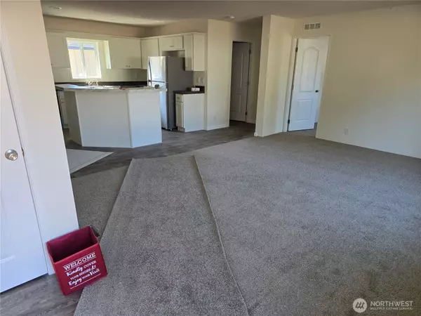 Olympia, WA 98513,6748 FIR TREE RD SE #15