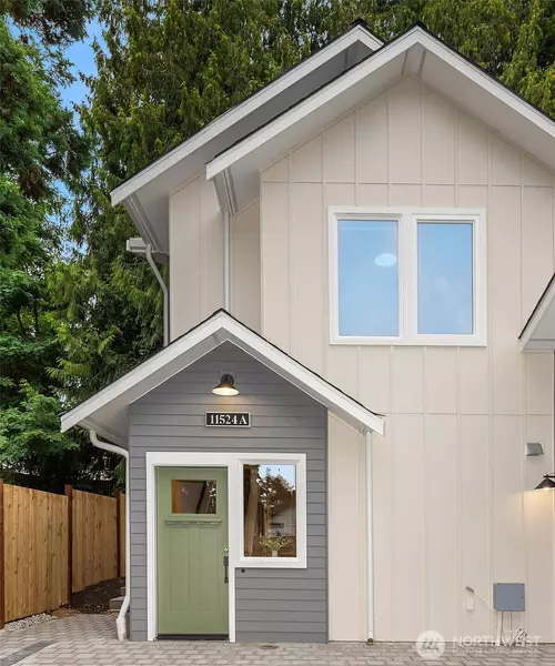 11524 38th AVE NE #A, Seattle, WA 98125