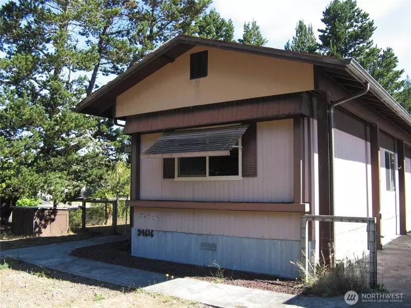 24616 Elm PL, Ocean Park, WA 98640