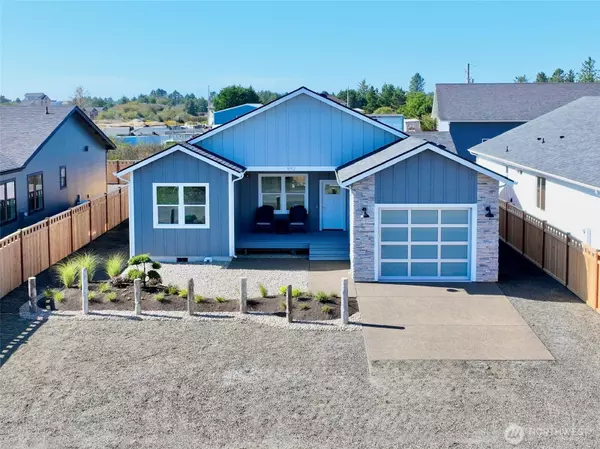 Ocean Shores, WA 98569,992 Alida CT SE