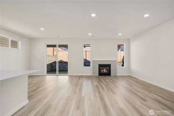 Port Orchard, WA 98367,5970 Thornhill AVE SW