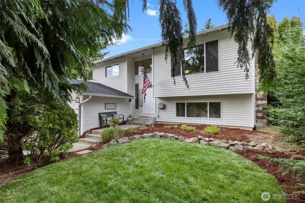 Everett, WA 98208,13807 Silver Firs DR