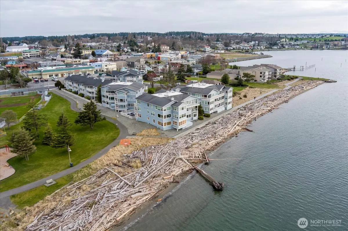 Oak Harbor, WA 98277,651 SE Bayshore DR #E101