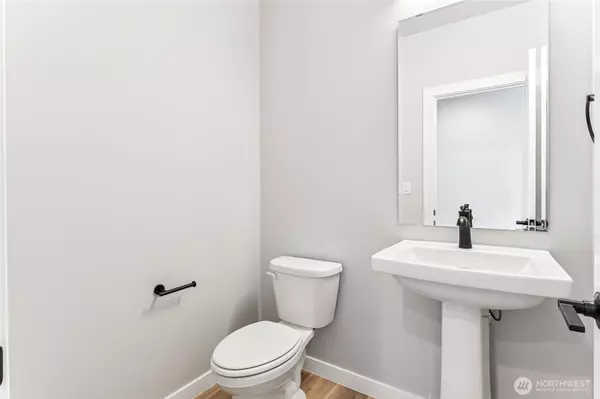 Puyallup, WA 98374,13914 178th Street Ct E #64