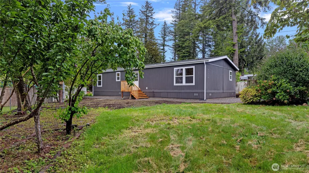 41512 Larson DR, Gold Bar, WA 98251