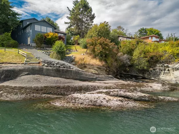 Lummi Island, WA 98262,2798 N Nugent RD