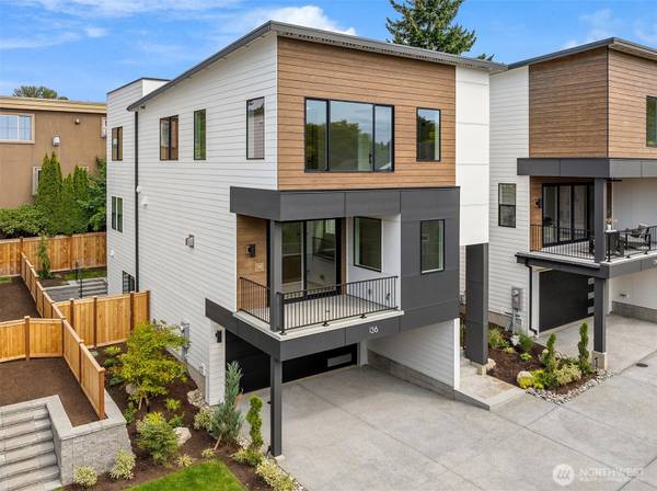 136 8th CT, Kirkland, WA 98033