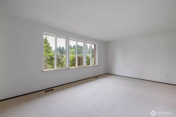 Tacoma, WA 98445,15217 19th Avenue Ct E
