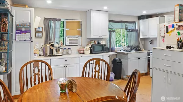 Othello, WA 99344,635 E Scootney ST
