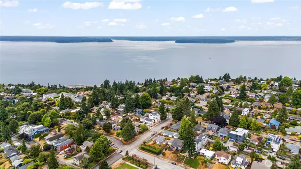 Seattle, WA 98116,5121 SW Genesee ST