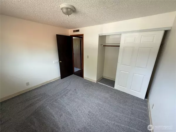Tukwila, WA 98168,14835 42nd AVE S