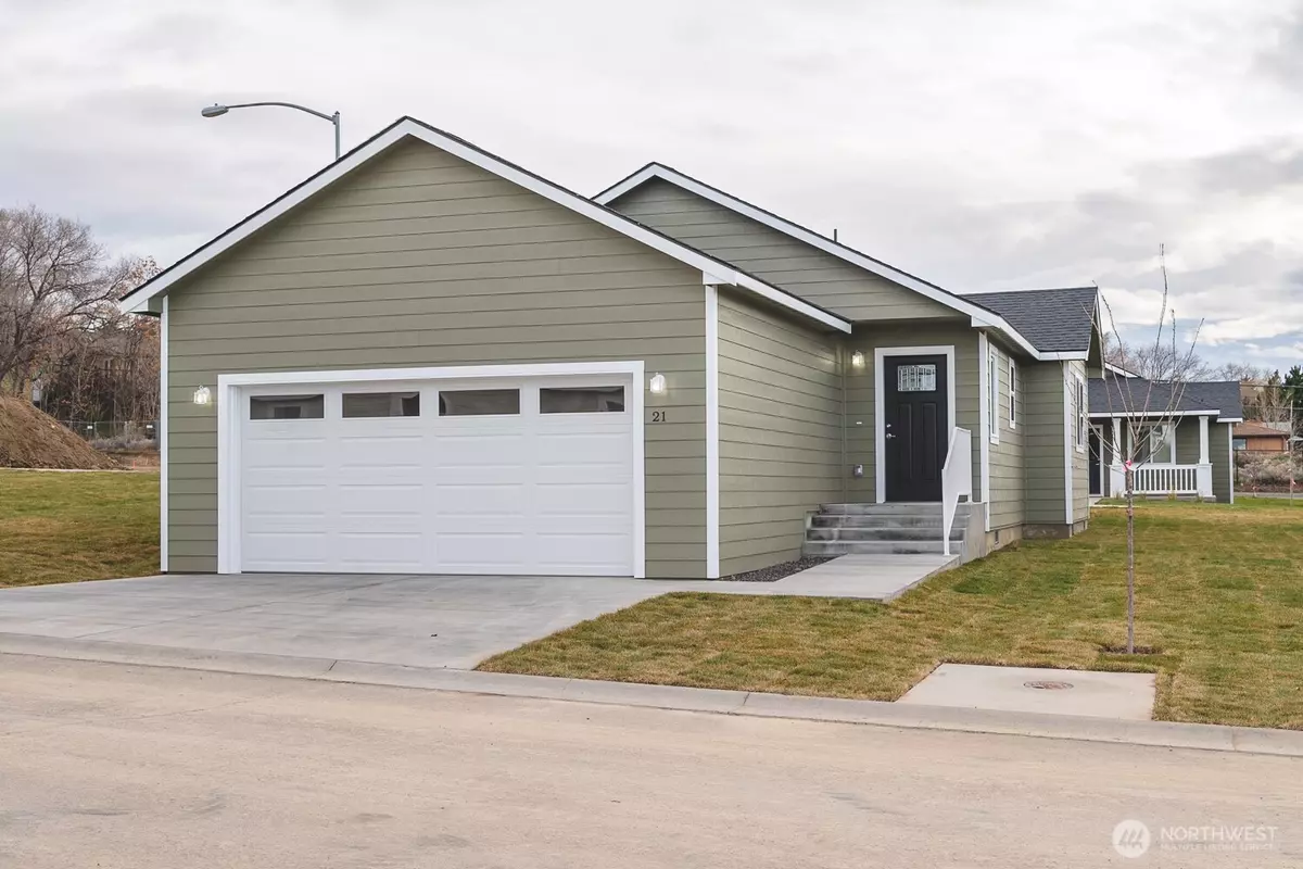 Moses Lake, WA 98837,123 E 9th AVE #61