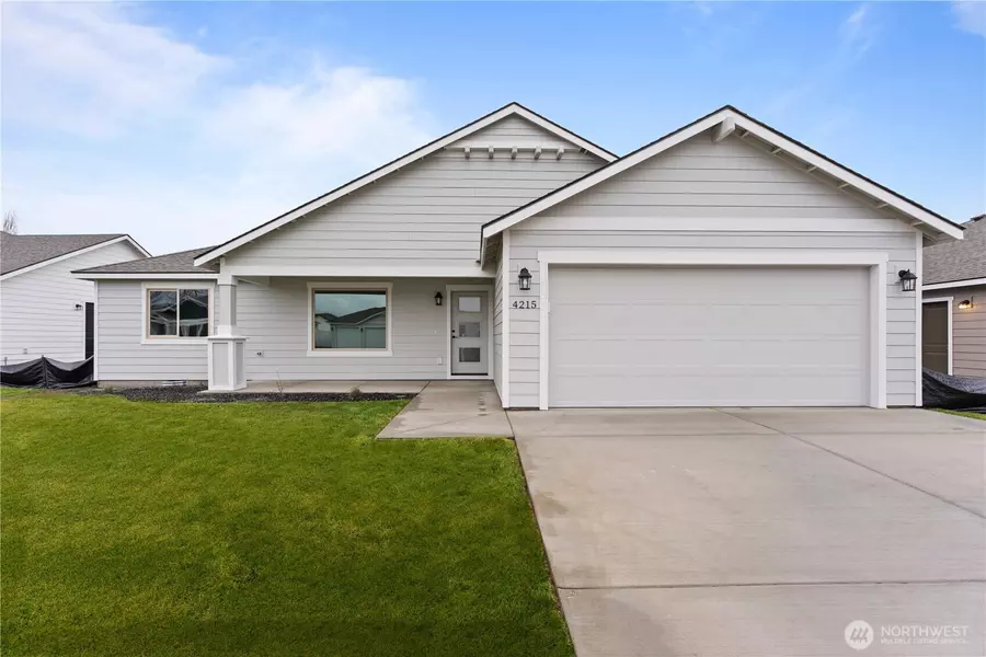 4215 W Sandy CT, Moses Lake, WA 98837