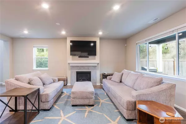 Bremerton, WA 98312,959 Baker Heights LOOP