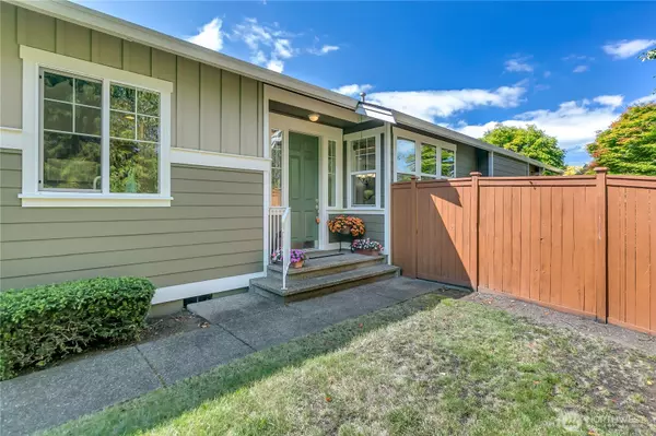 Lacey, WA 98516,4961 Spokane ST NE