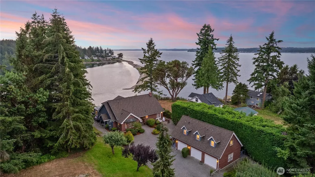 9321 185th Avenue Ct NW, Vaughn, WA 98394