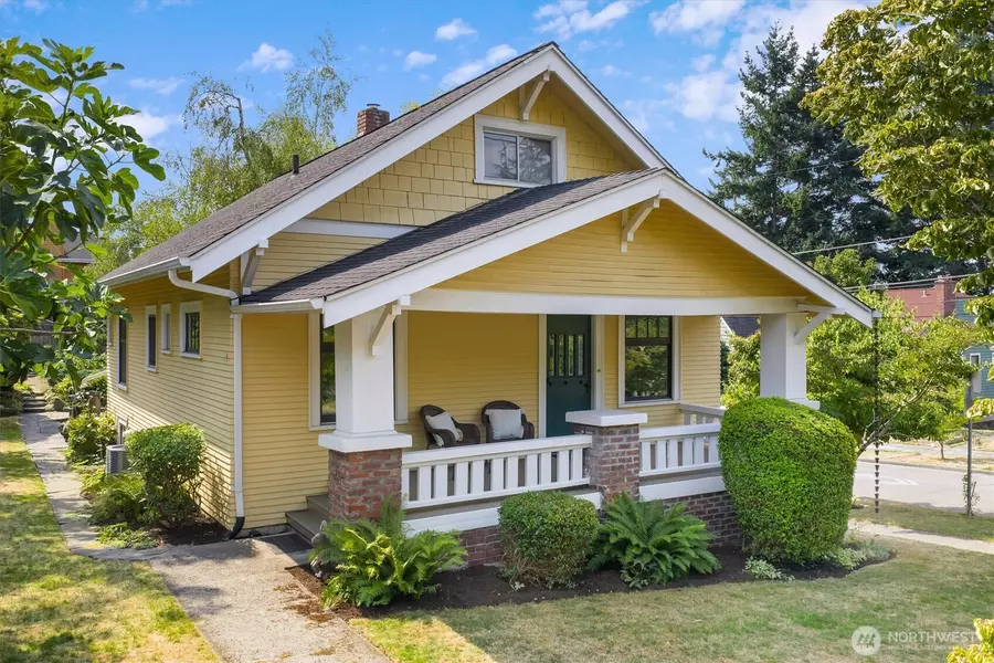 1603 NE 70th ST, Seattle, WA 98115