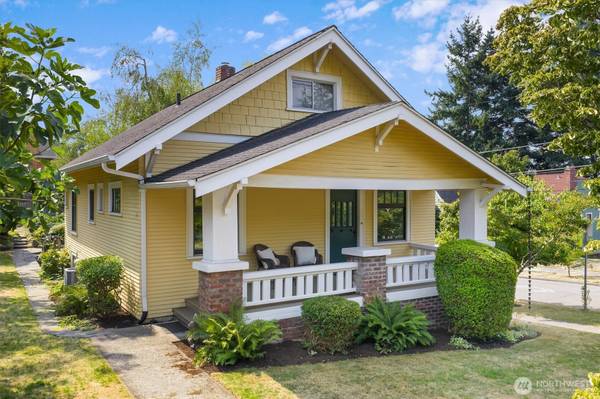 1603 NE 70th ST, Seattle, WA 98115