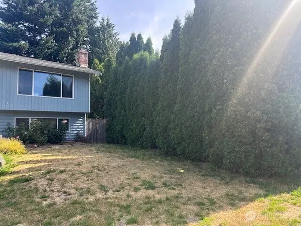 Everett, WA 98208,901 94th ST SE