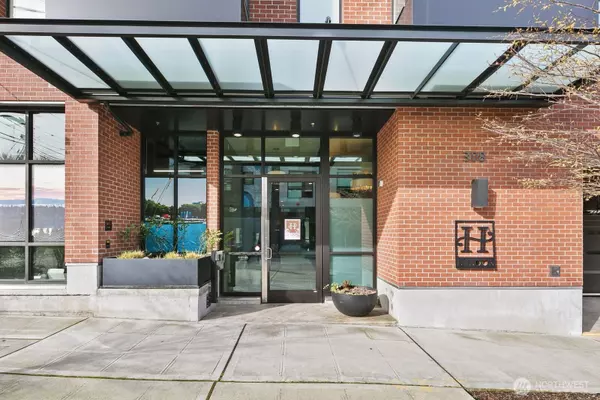 Seattle, WA 98103,308 N 68th ST #203