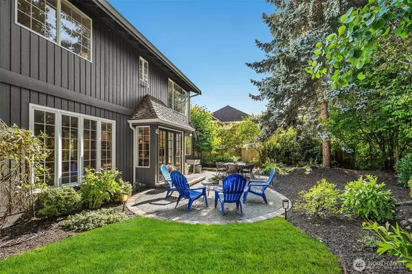 Bellevue, WA 98006,17058 SE 47th CT