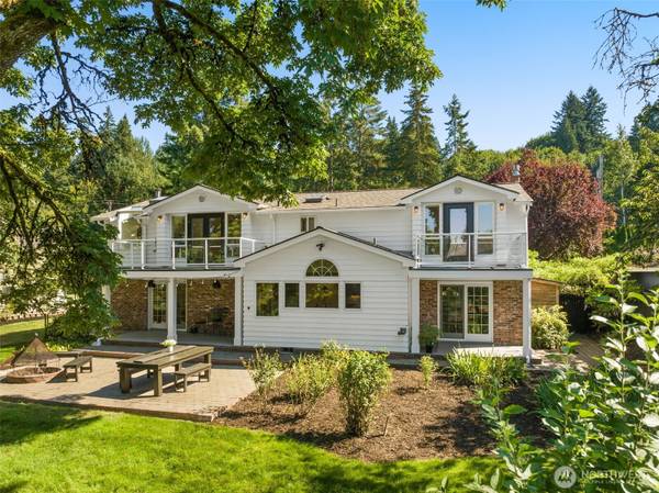 11216 E Riverside DR, Bothell, WA 98011