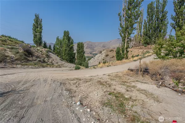 East Wenatchee, WA 98802,13512 US Highway 2 #p. 4
