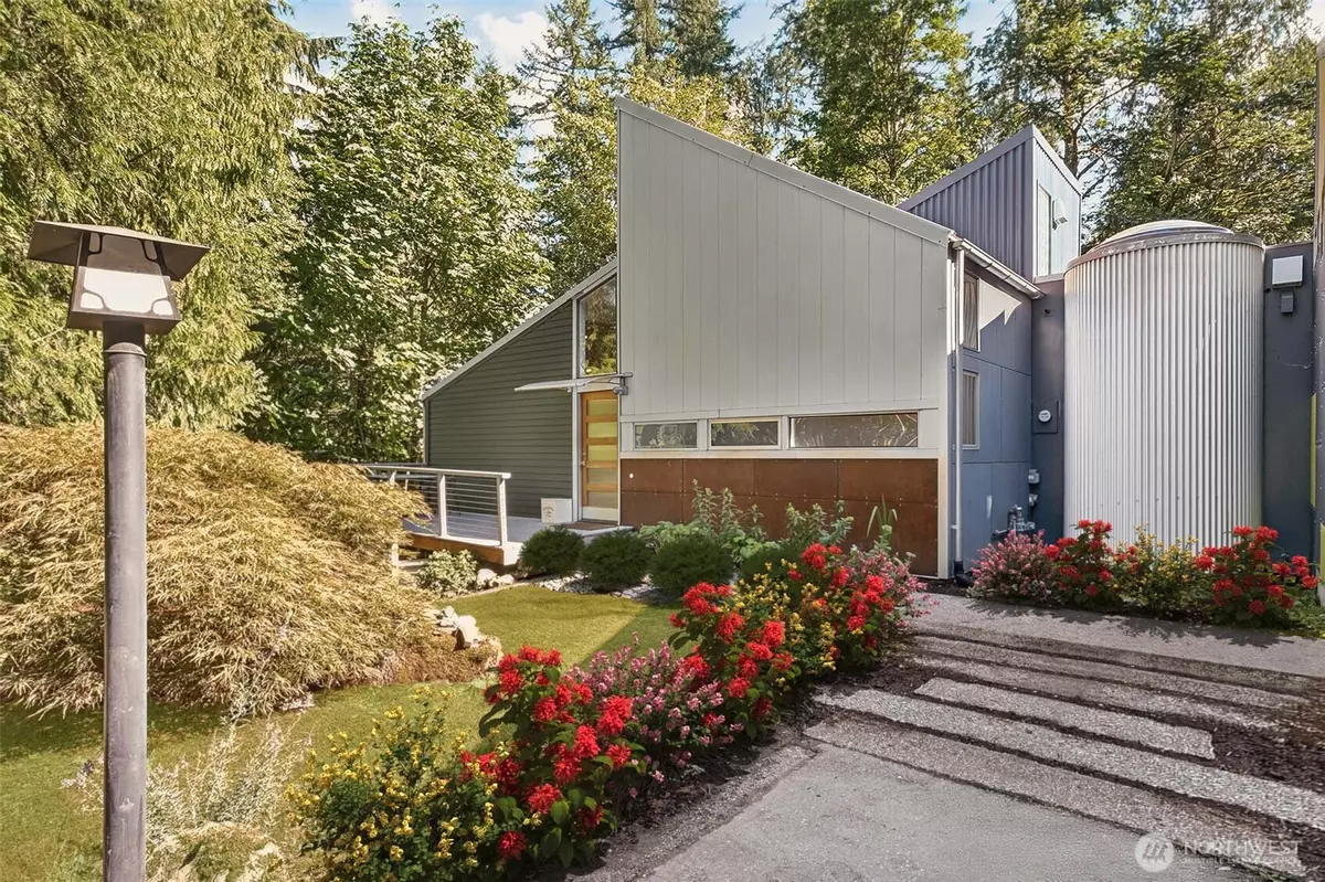 Issaquah, WA 98027,26031 SE 156 ST