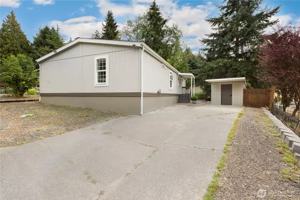 3060 NE McWilliams RD #124, Bremerton, WA 98311