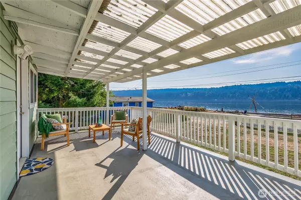 Vashon, WA 98070,27830 Manzanita Beach RD SW