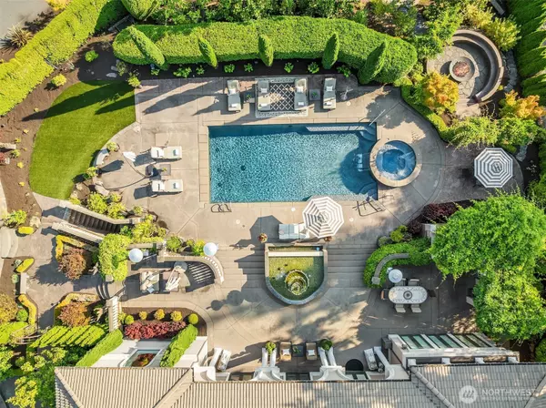 Clyde Hill, WA 98004,8638 NE 19th PL