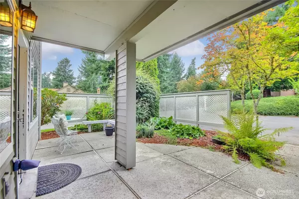 Issaquah, WA 98029,4106 221st PL SE #1072