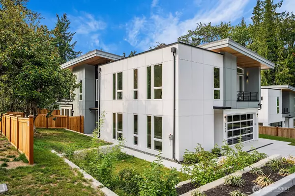 Bellevue, WA 98006,3978 162nd PL SE